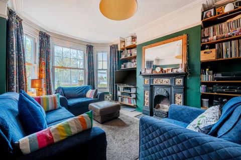 4 bedroom semi-detached house for sale, Oakley Road, Regents Park, Southampton, Hampshire, SO16