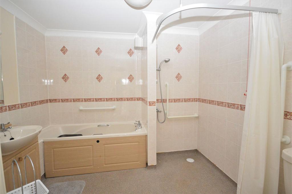 Bathroom / wet room