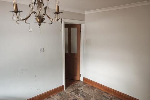 3 bedroom house to rent, Heol Caerllion, Cwmrhydyceirw SA6