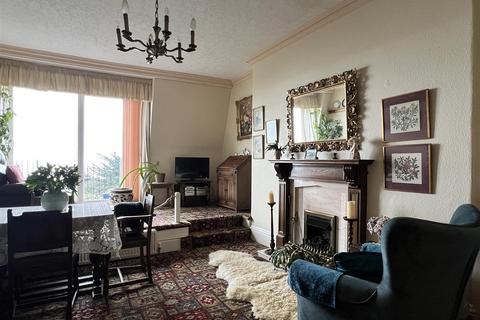 undefined, Esplanade, Scarborough