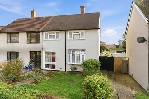 undefined, Cricklade Avenue, Romford, RM3