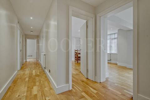 undefined, Dollis Hill Lane, London, NW2