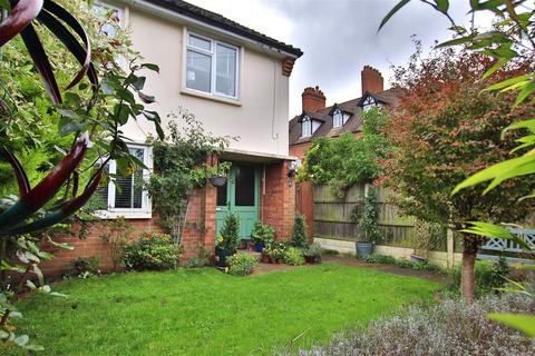 3 bedroom house to rent, Station Lane, Tewkesbury