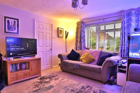 3 bedroom house to rent, Station Lane, Tewkesbury