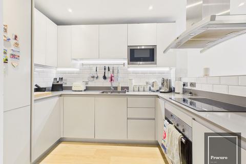 2 bedroom apartment to rent, London SW9