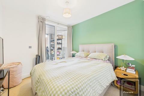 2 bedroom apartment to rent, London SW9