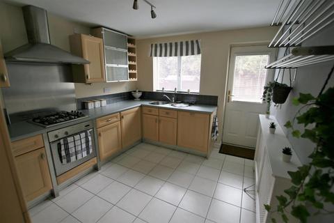 undefined, Hornbeam Close, Hollingwood, S43
