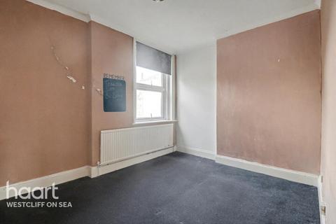 2 bedroom flat for sale, Meteor Road, Westcliff-On-Sea