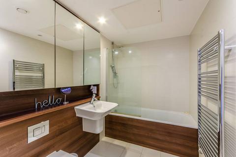 1 bedroom flat to rent, Packington Street, Islington, London, N1