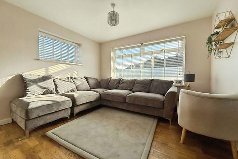 undefined, Russett Way, Swanley, BR8