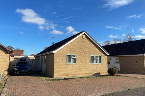 3 bedroom detached bungalow for sale, Waterside Gardens, March