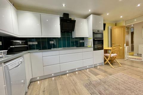 3 bedroom detached bungalow for sale, Waterside Gardens, March