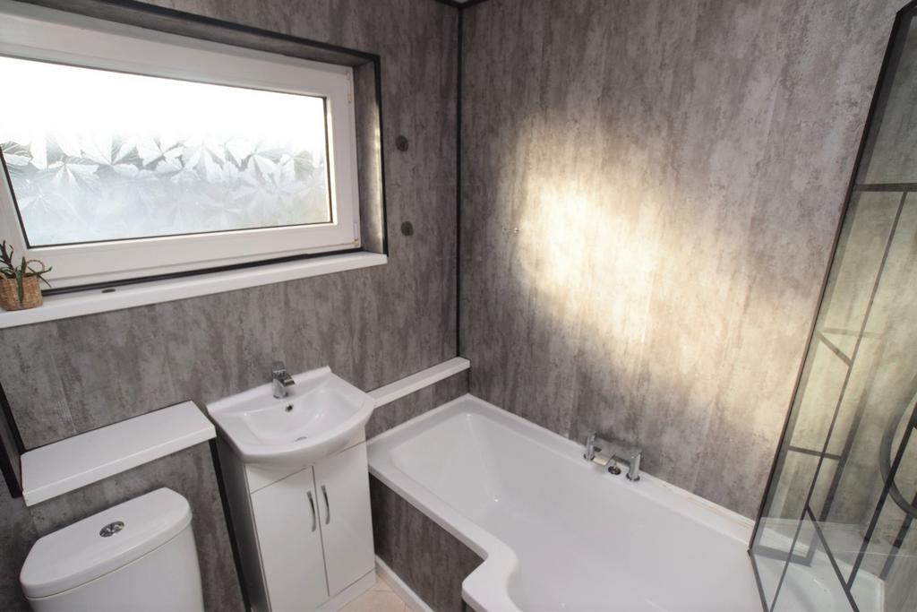 69 Gillbrae Crescent, Dumfries, DG1 4 DJ - Grieve G