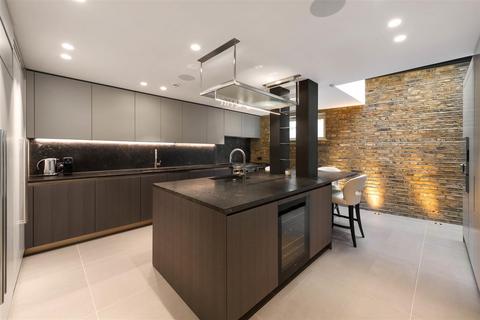 6 bedroom house to rent, Victoria Road W8