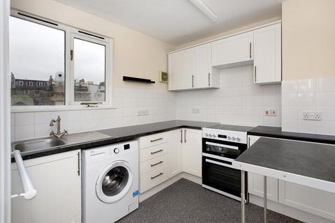 1 bedroom flat for sale, Waterloo Street, Teignmouth, TQ14