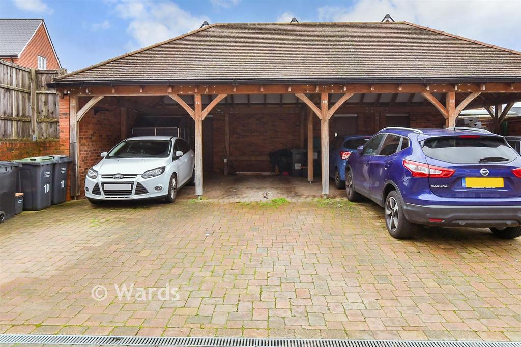 Driveway/Parking