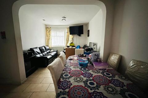 5 bedroom end of terrace house for sale, Brookehowse Road, London, SE6