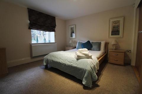 undefined, Kings Road, Reading, RG1