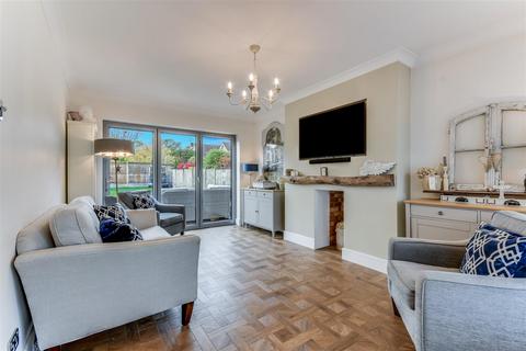 undefined, Torquay Road, Chelmsford