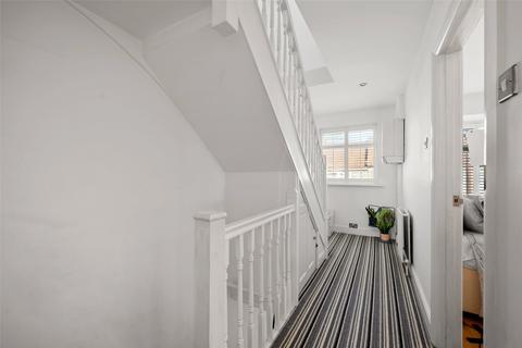 14 Fleet Avenue, Dartford, DA2 6NL