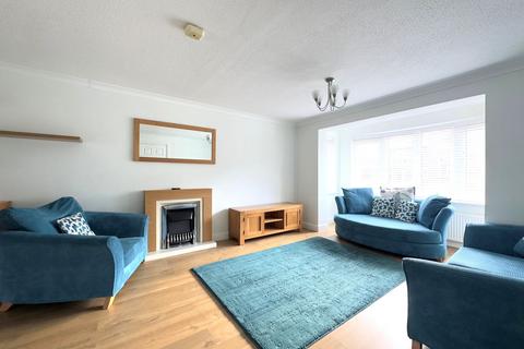 4 bedroom detached house for sale, Hunters Close, Grove, OX12