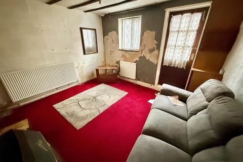 2 bedroom terraced house for sale, 2 St. Nicholas Road, Great Yarmouth, Norfolk NR30 1NL