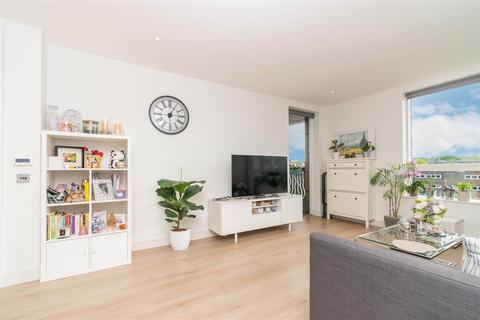 1 bedroom apartment to rent, High Street, Hornsey N8