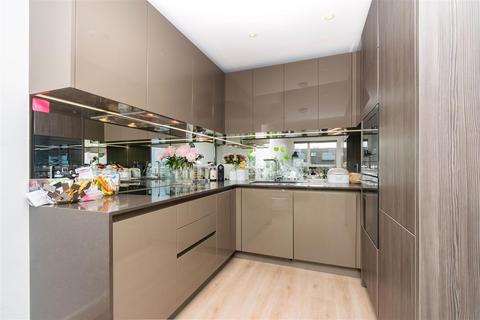 1 bedroom apartment to rent, High Street, Hornsey N8