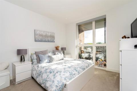 1 bedroom apartment to rent, High Street, Hornsey N8