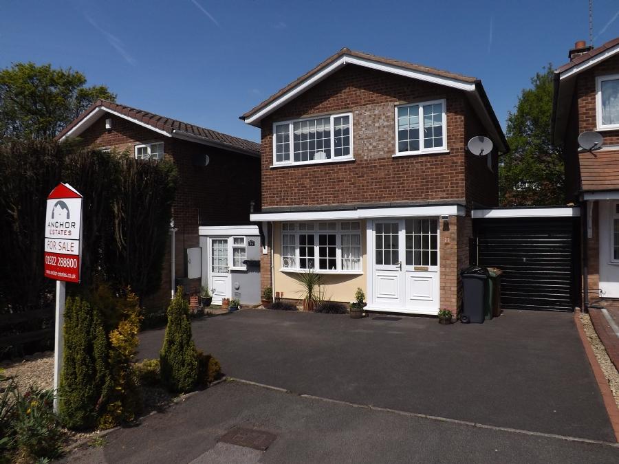 Hereford Close, Aldridge 3 bed detached house £182,500