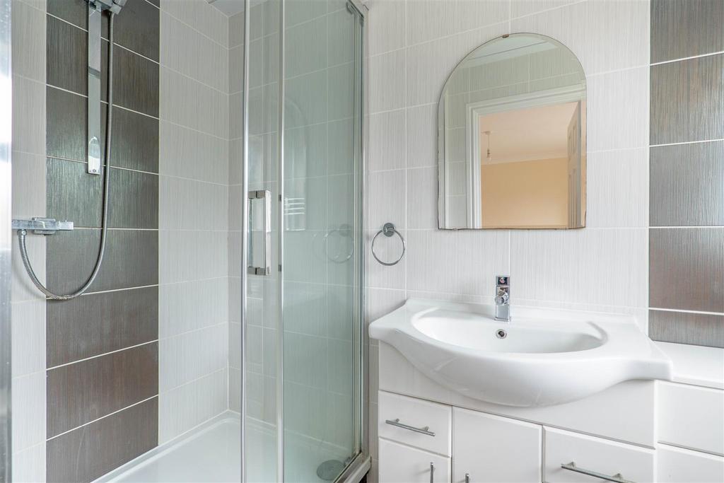 Master Bedroom Ensuite
