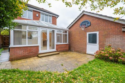 3 bedroom detached house for sale, Bracken Close, Chorley