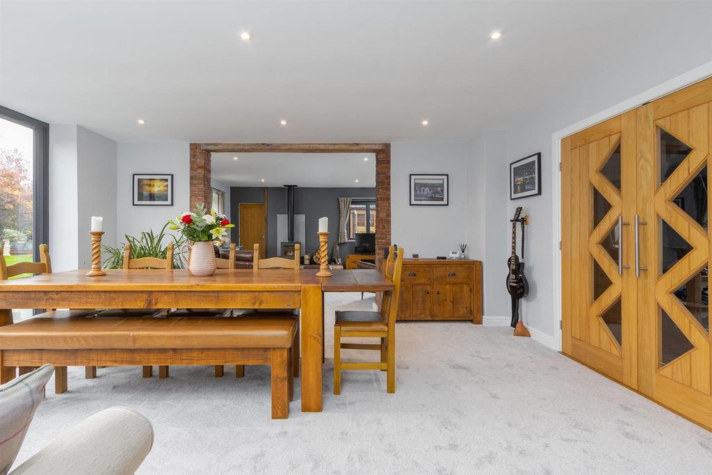 Barnhouse dining room 2.jpg