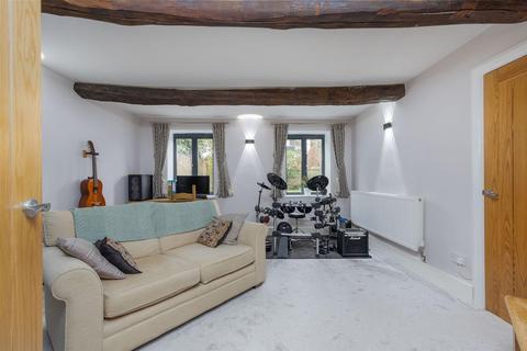 undefined, Lutterworth Road, Lutterworth LE17