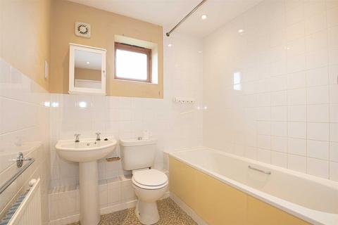 undefined, Marine Court, Leadenhall, Milton Keynes