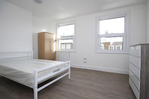 5 bedroom maisonette to rent, Queens Crescent, Chalk Farm, NW5