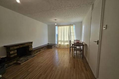 1 bedroom flat to rent, Bourne Avenue, Hayes, UB3 1RR