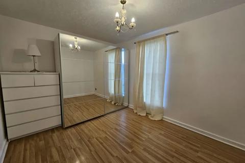 1 bedroom flat to rent, Bourne Avenue, Hayes, UB3 1RR