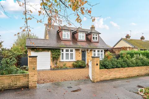 4 bedroom detached house for sale, Park Avenue, Sittingbourne, ME10
