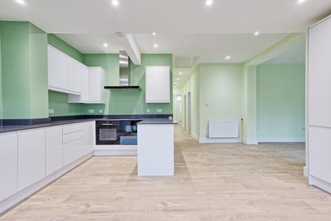 4 bedroom semi-detached bungalow for sale, Acacia Drive, Thorpe Bay, Southend On Sea, SS1