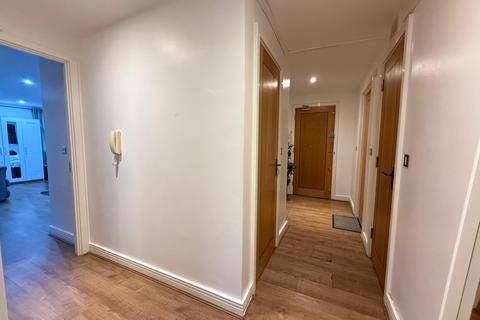 2 bedroom flat for sale, Newport Avenue, E14 2DR