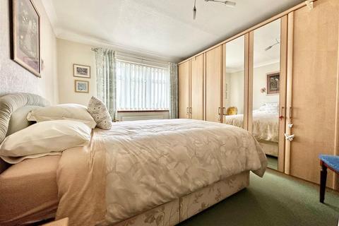 undefined, Sunset Place, Huntley GL19