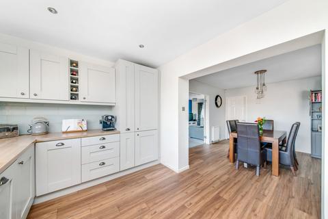 3 bedroom semi-detached house for sale, Templar Drive, Almondbury, Huddersfield, HD5