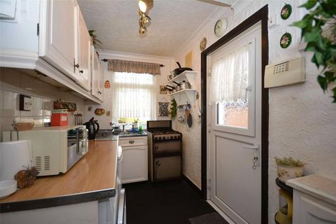 3 bedroom semi-detached house for sale, Kirkdale Crescent, Leeds, West Yorkshire