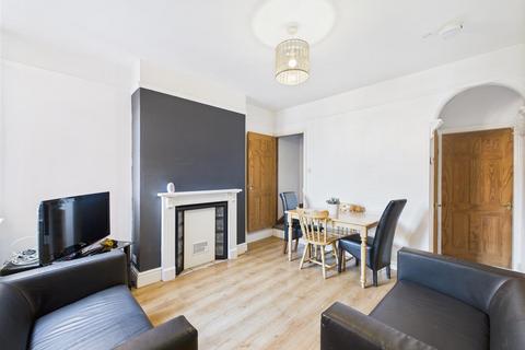 4 bedroom terraced house for sale, Bampton Street, Loughborough LE11