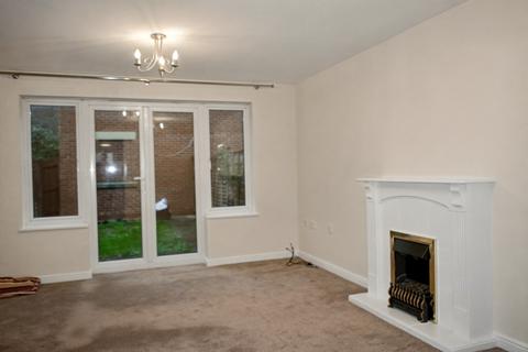 3 bedroom townhouse to rent, Trinity Fields, , Bridgwater