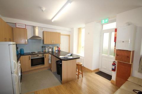 undefined, 3 Bed Flat, (Ground Floor) Cliff Terrace