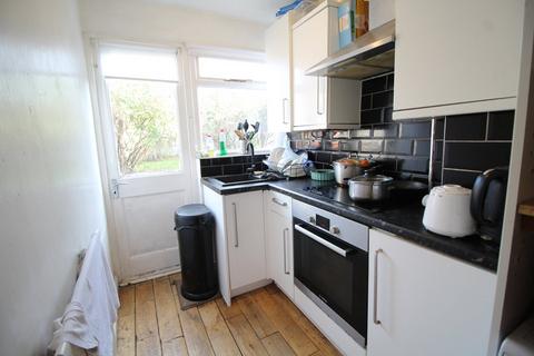 undefined, Surrey, Thornton Heath, CR7