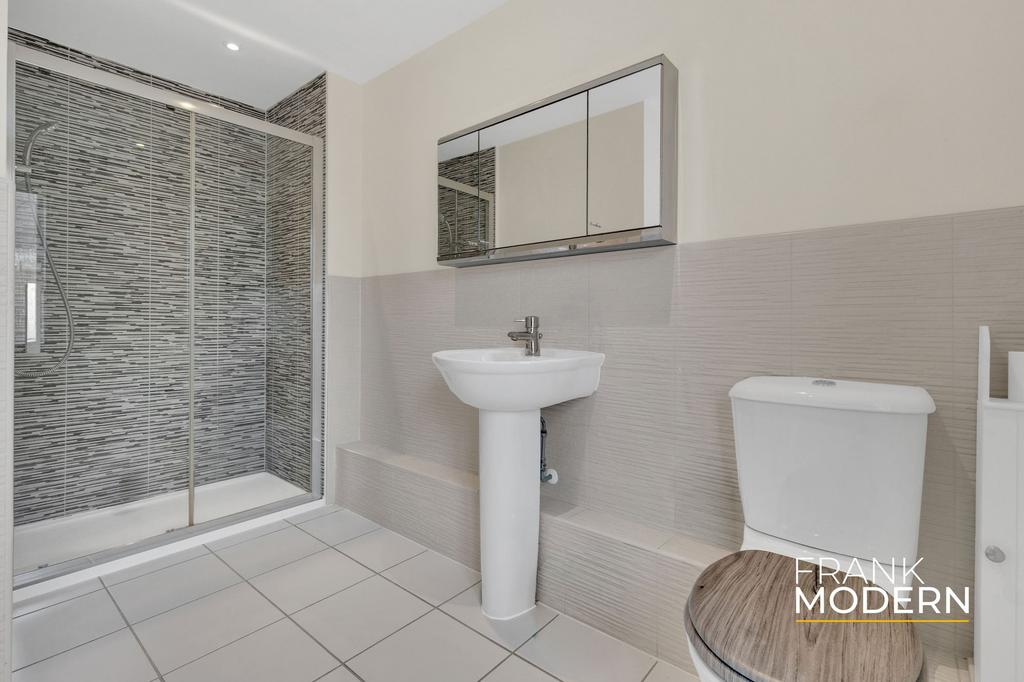 Bedroom One En-Suite