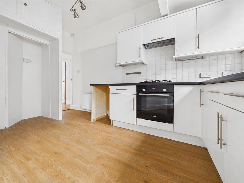 CAM05411 G0-PR0138-STILL012.jpg